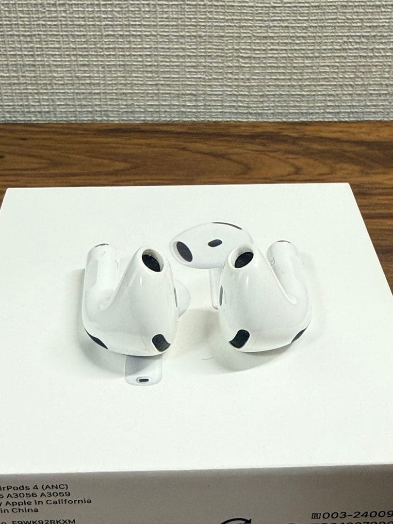イヤホン Apple AirPods 4 ANC