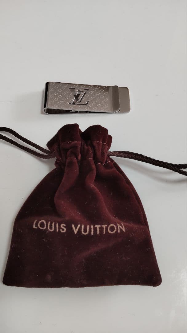 （ヤスさま専用）Louis Vuitton マネークリップ　新品、未使用