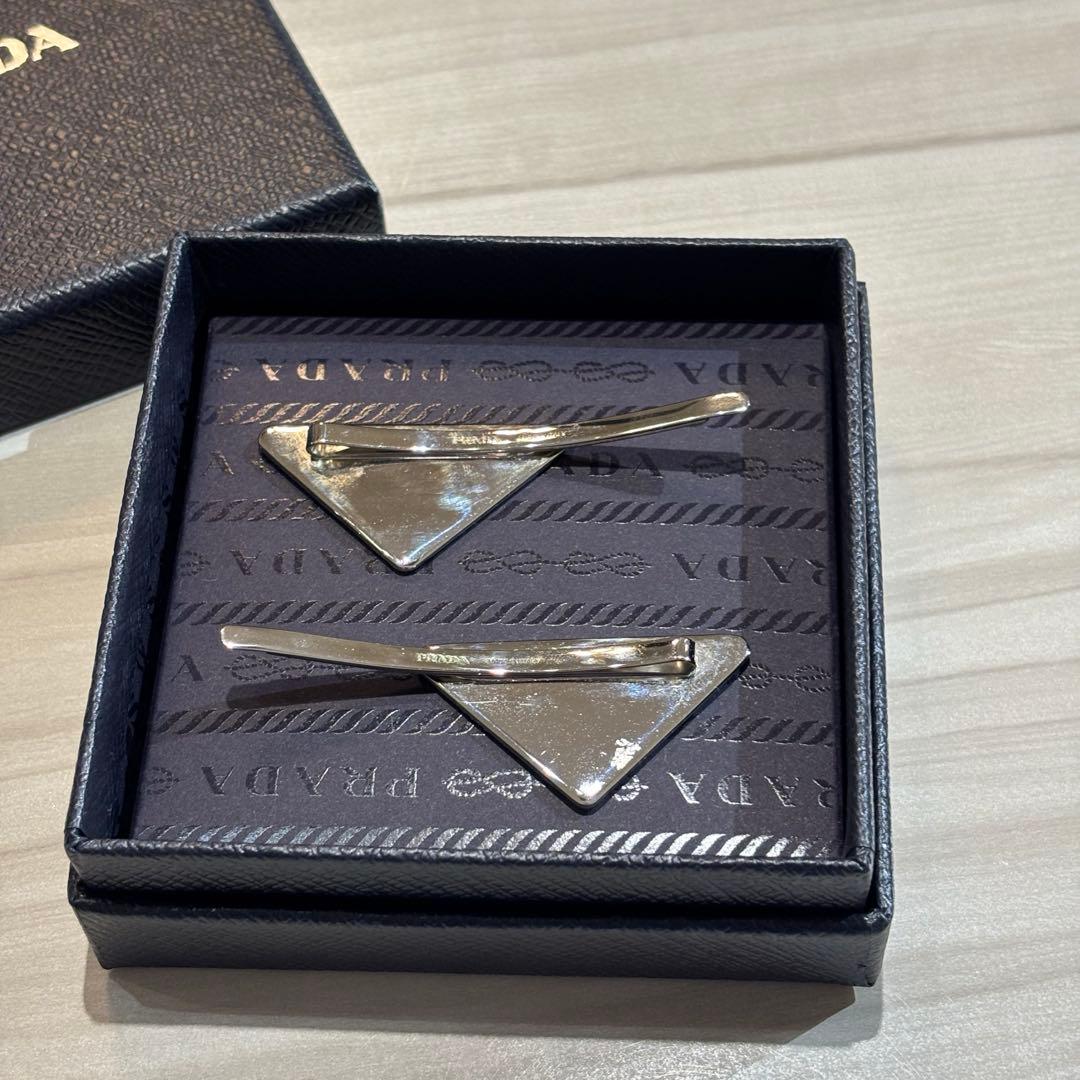 【PRADA ヘアピン】　箱付き