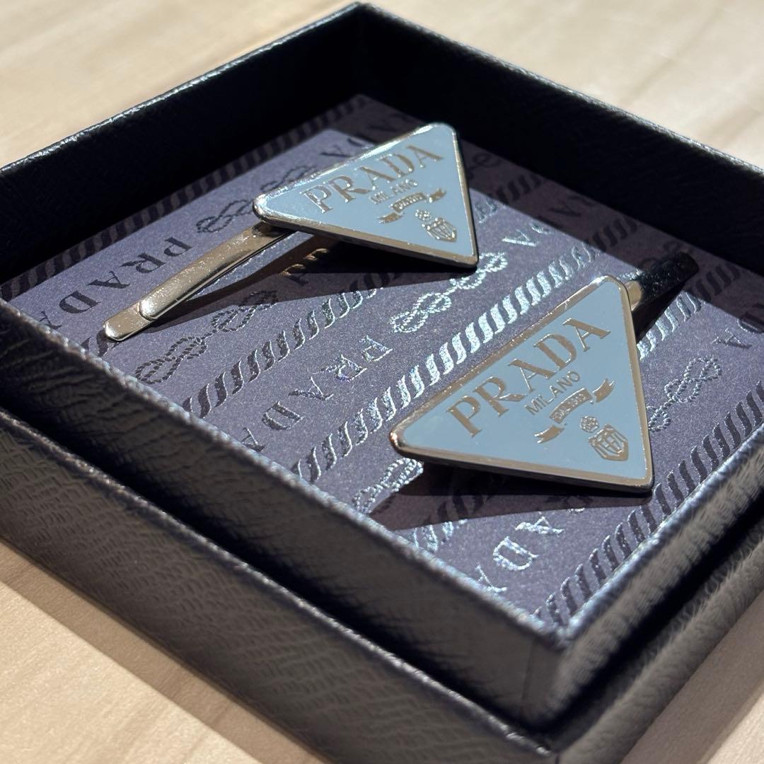 【PRADA ヘアピン】　箱付き