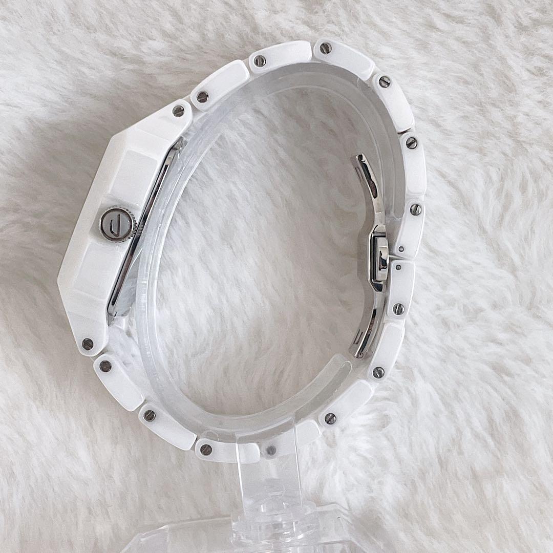 【廃盤】DIESEL セラミック 腕時計 ホワイト 箱付き 極美品 ユニセックス