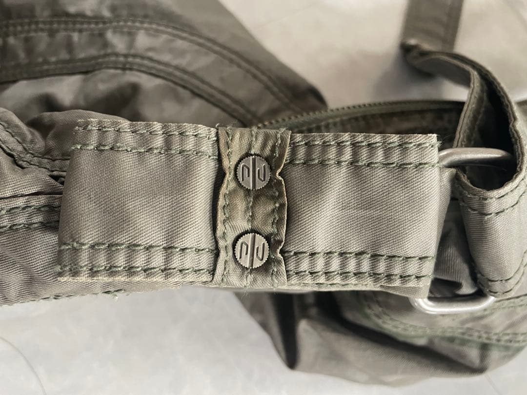 いつ 　★ DIESEL ワンショルダーバッグ