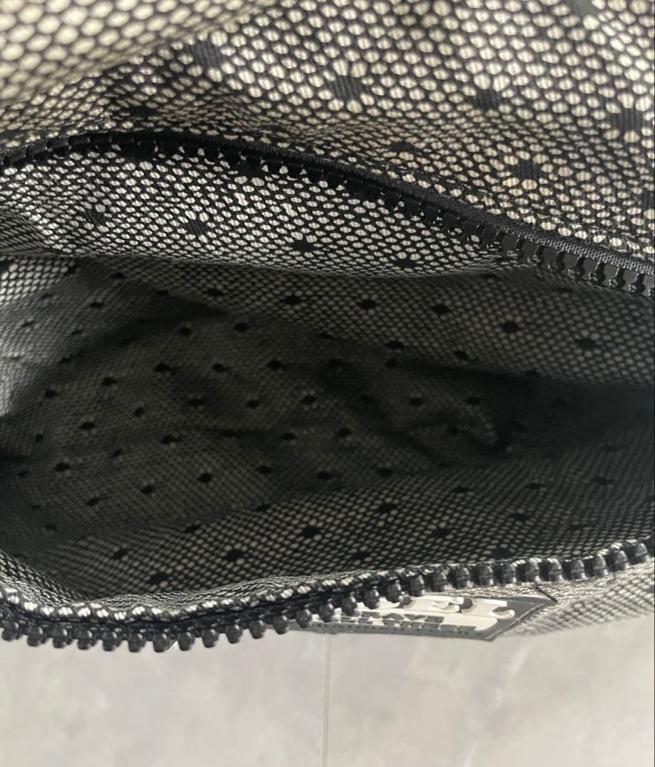 いつ 　★ DIESEL ワンショルダーバッグ