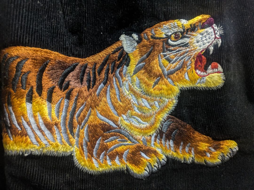ヴィンテージ★VIVIENNE TAM ★虎の刺繍★コーディロイ★サイズ1