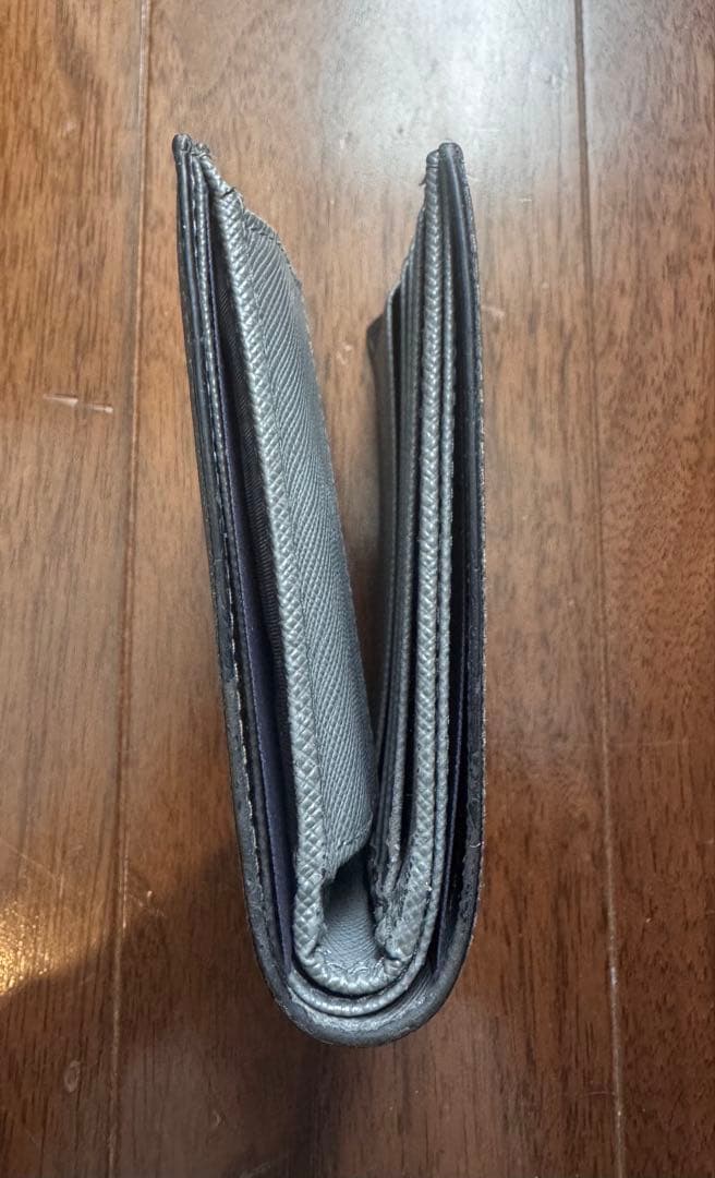 価格相談応。プラダ　パース付きサフィアーノ　レザーウォレット