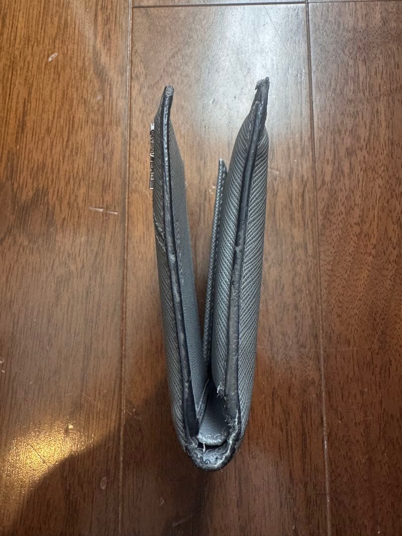 価格相談応。プラダ　パース付きサフィアーノ　レザーウォレット