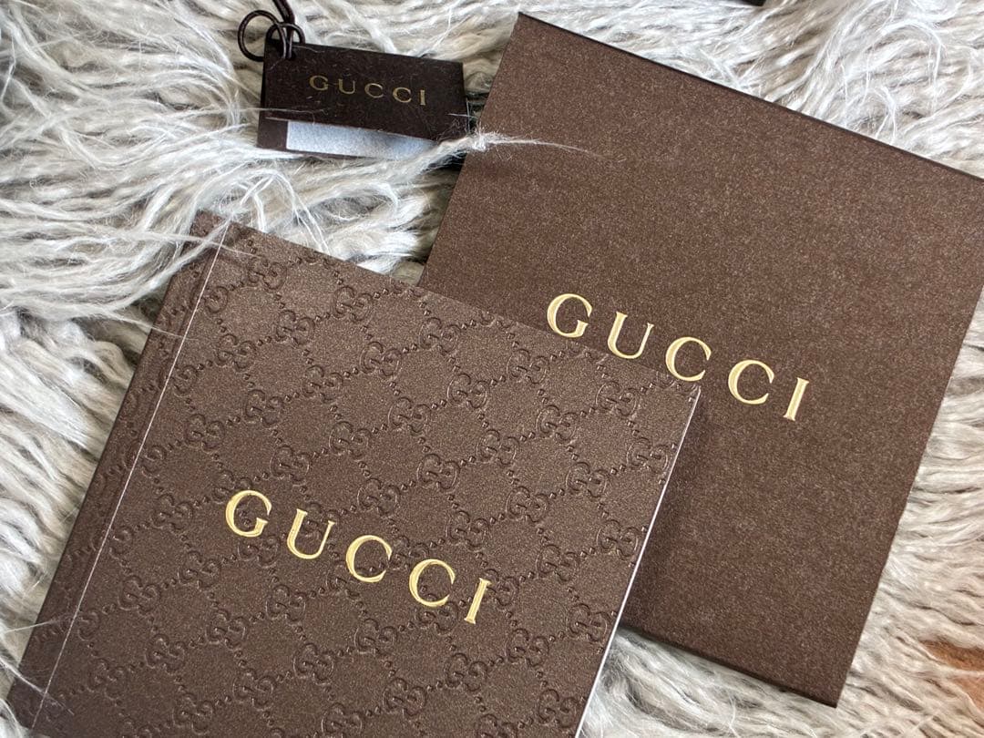 GUCCI ゴールド スクエア 腕時計 / グッチ 1900L バングルウォッチ