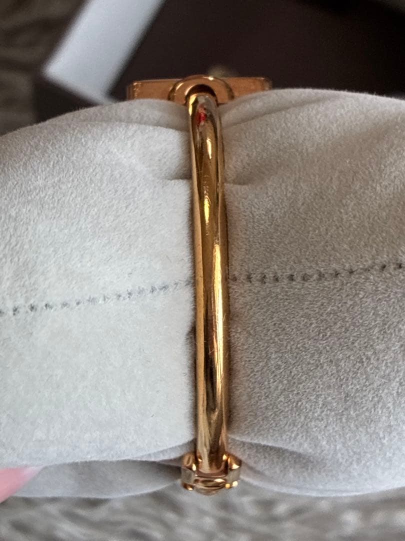 GUCCI ゴールド スクエア 腕時計 / グッチ 1900L バングルウォッチ