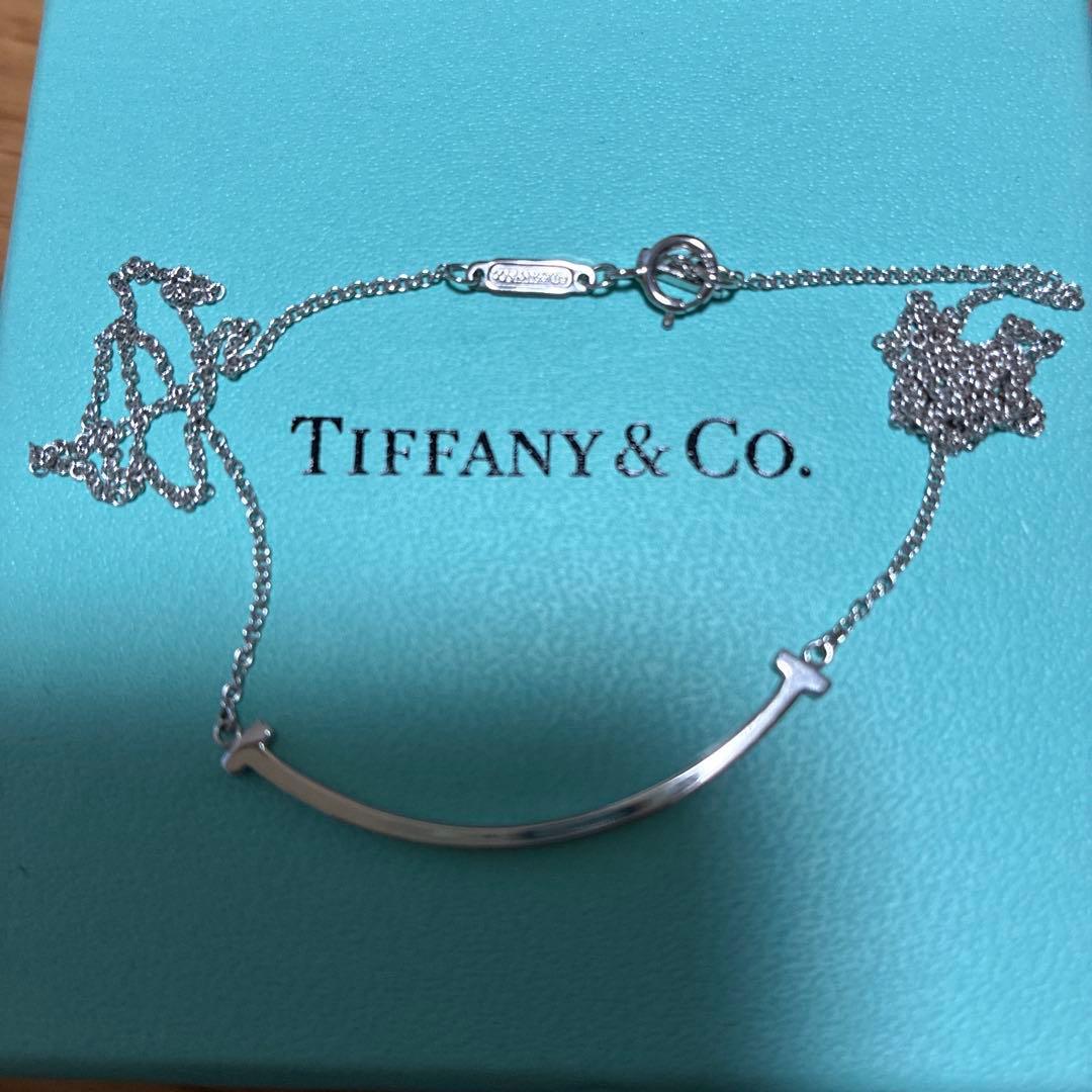 Tiffany & Co. Tスマイルネックレス スモールAU750