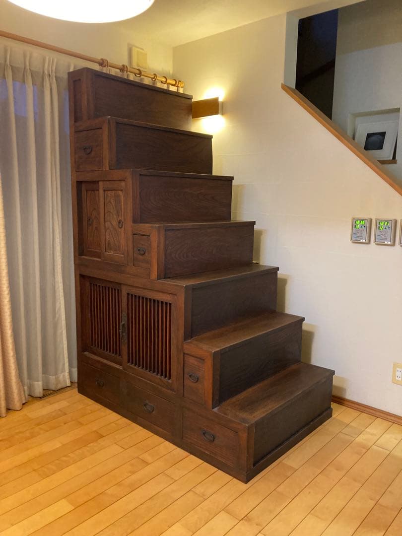 階段箪笥　アンティーク