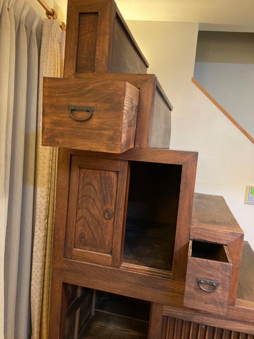 階段箪笥　アンティーク