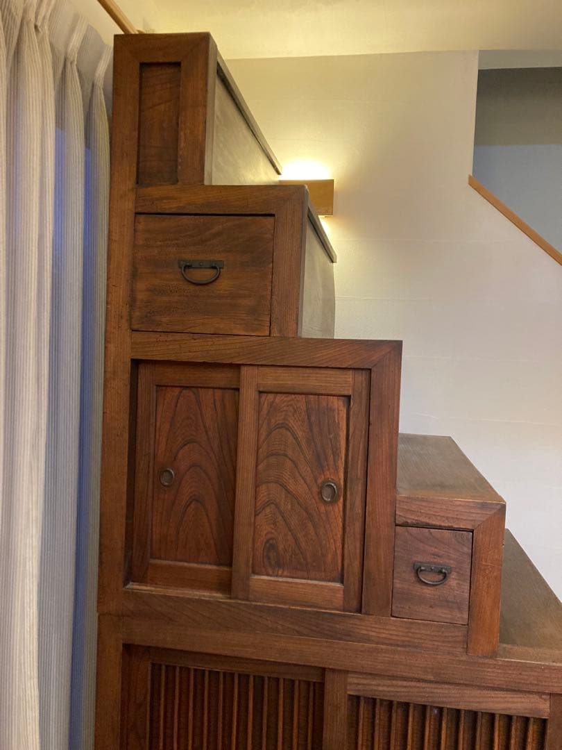 階段箪笥　アンティーク