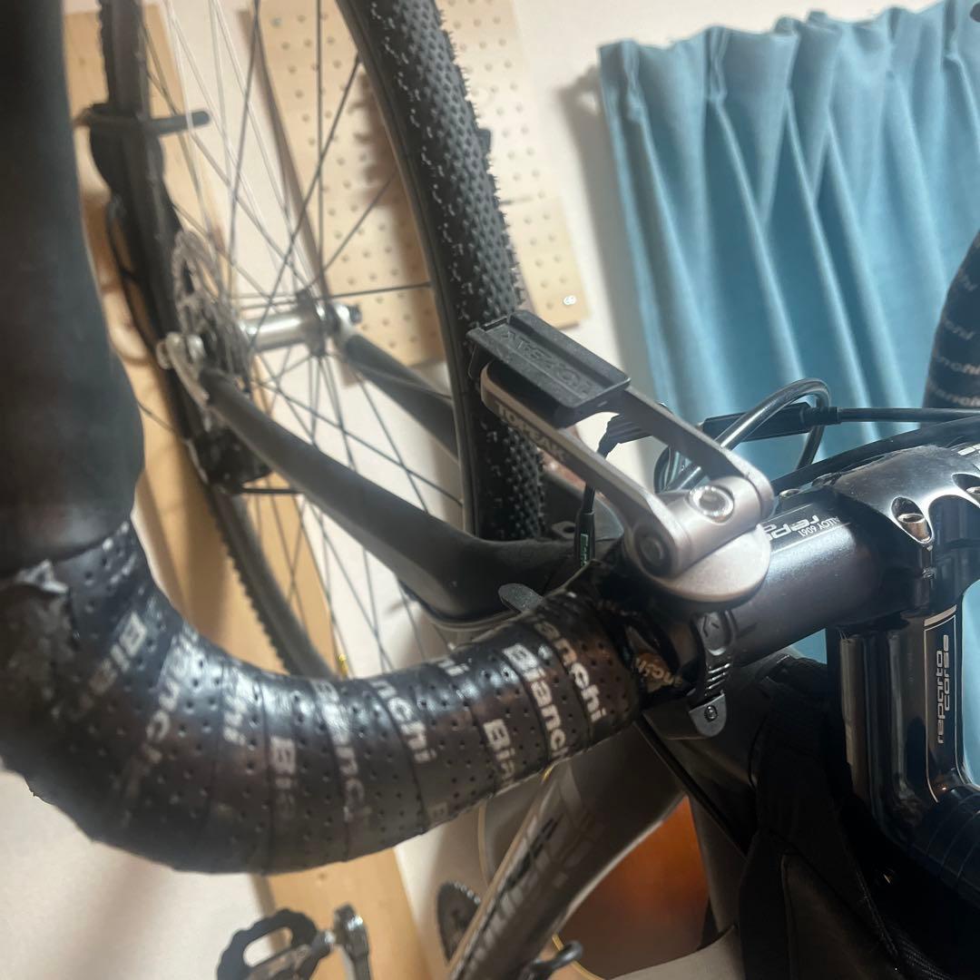 【2/15まで】Bianchi ZURIGOロードバイク　シクロクロス付属品多数