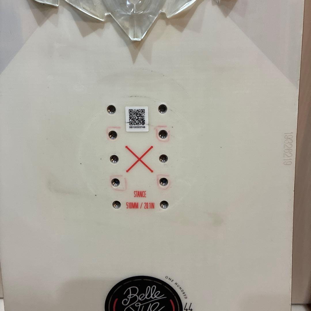 サロモン　ベルビュー　144㎝　レディース　スノーボード