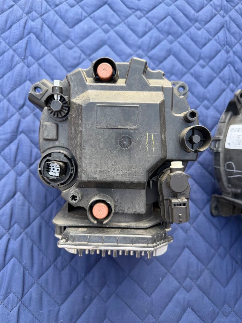 Jeep wrangler JL ジープ ラングラー 純正ヘッドライト