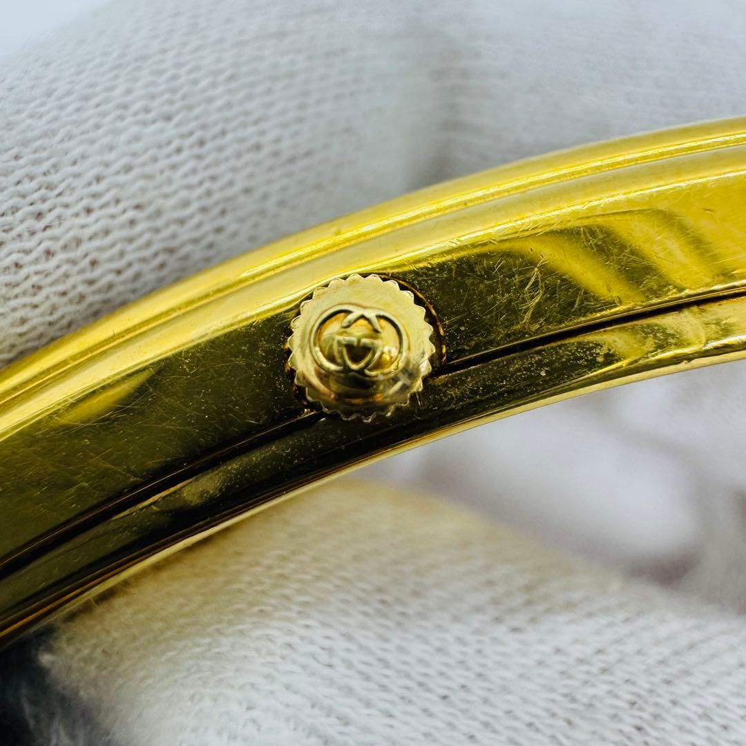 ✨GUCCI✨GG✨2600L✨レザーベルト✨緑/白文字盤✨クオーツ✨腕時計✨