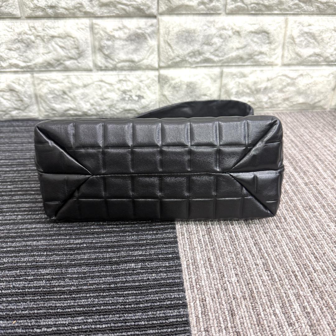 超美品 CHANEL シャネル　チョコバー　がま口　ハンドバッグ