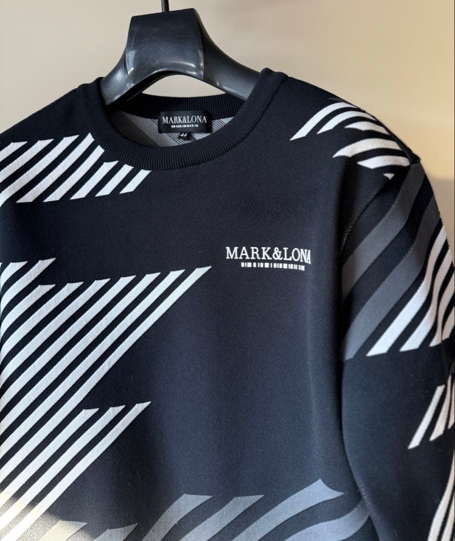 美品 ★ MARK&LONA ニット セーター マーク&ロナ 正規品 ブラック