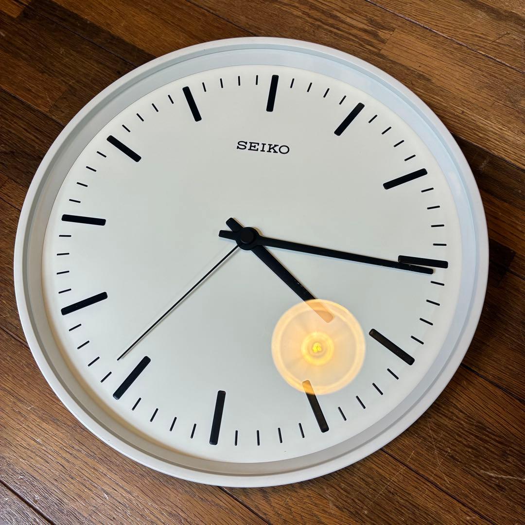 0636 SEIKO KX308W 電波時計　アルミボディ