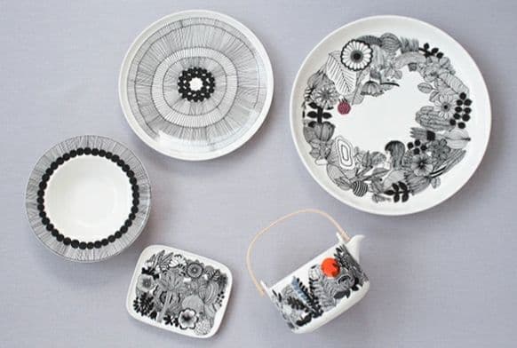 【新品】マリメッコ シイルトラプータルハ プレート 2枚セット 25cm