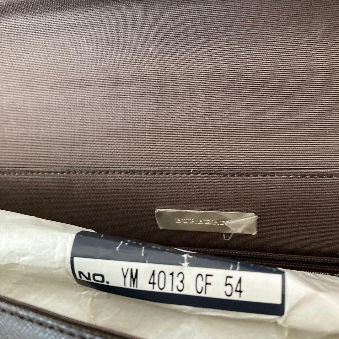 BURBERRYダークブラウン バッグ