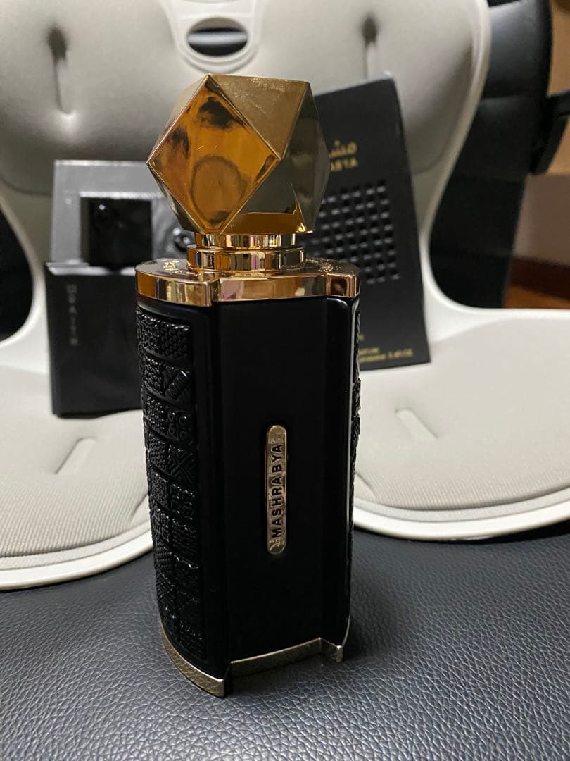 gavin liu　lattafa .french avenue