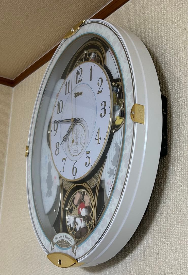 ディズニー電波からくり時計