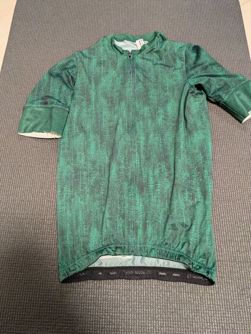 パールイズミ　イグナイトジャージMサイズ