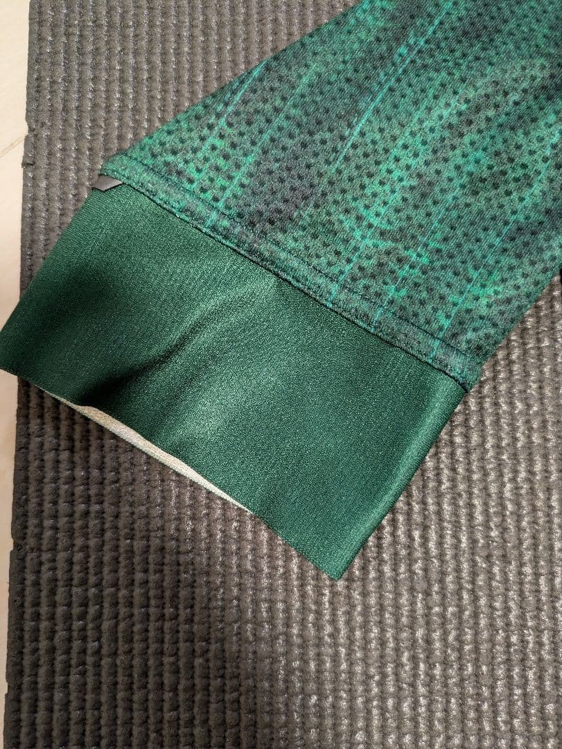 パールイズミ　イグナイトジャージMサイズ