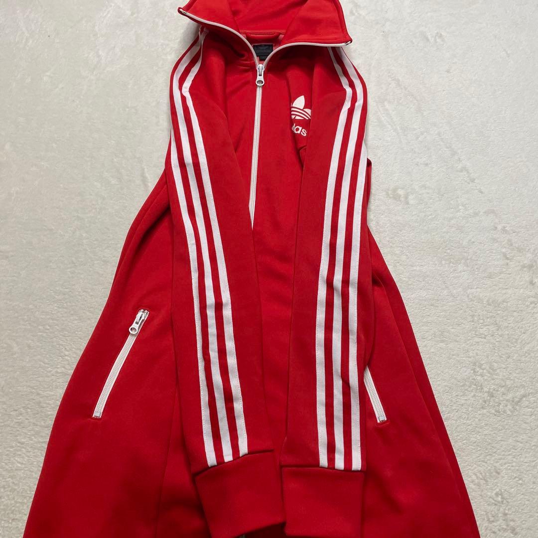 adidas トラックジャケット　ジャージ　ワンピース　赤