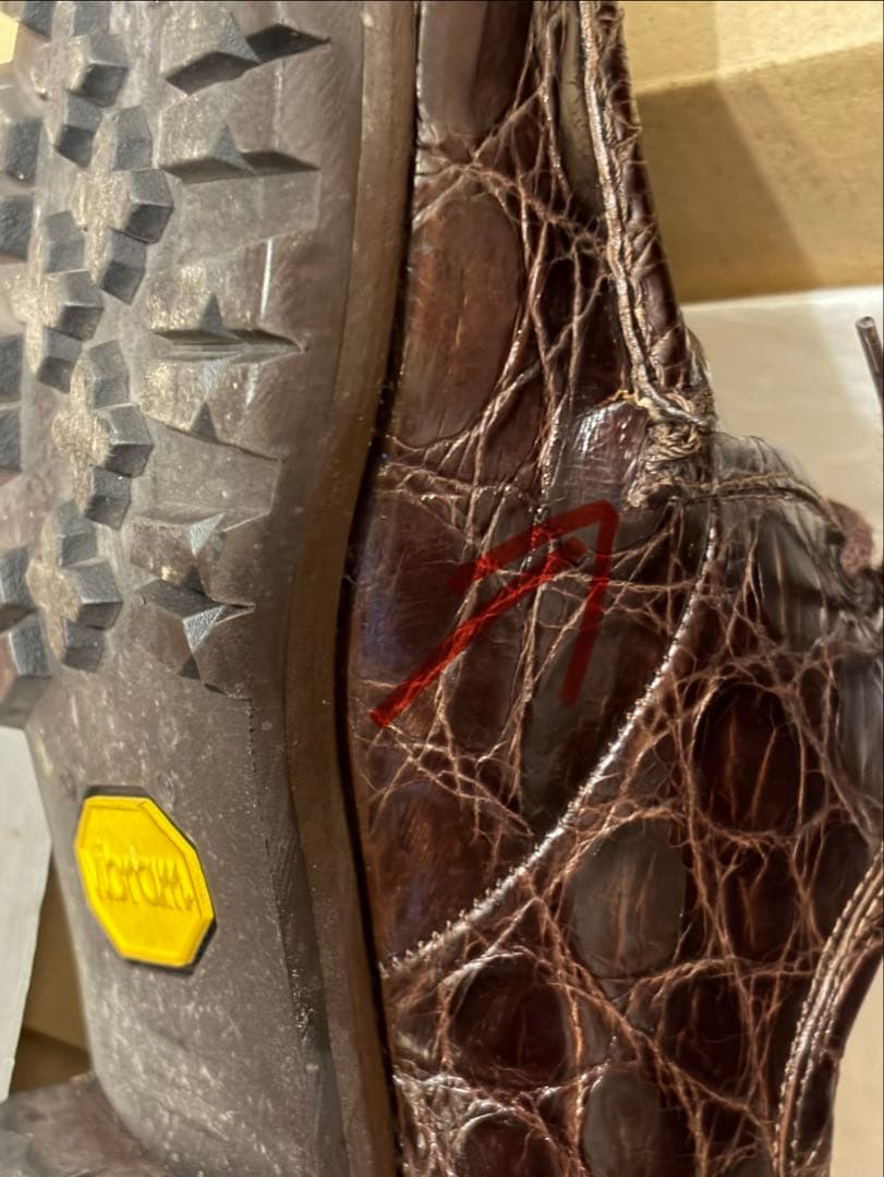 DucalクロコダイルUチップ ソール: Vibram 41