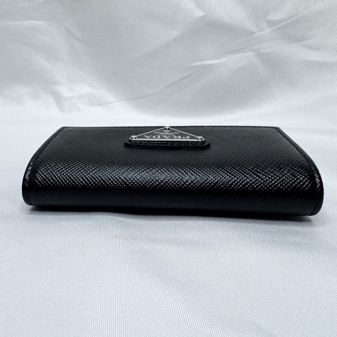 美品☆ PRADA キーケース　4連　レザー　ブラック　三角ロゴ　ICチップあり