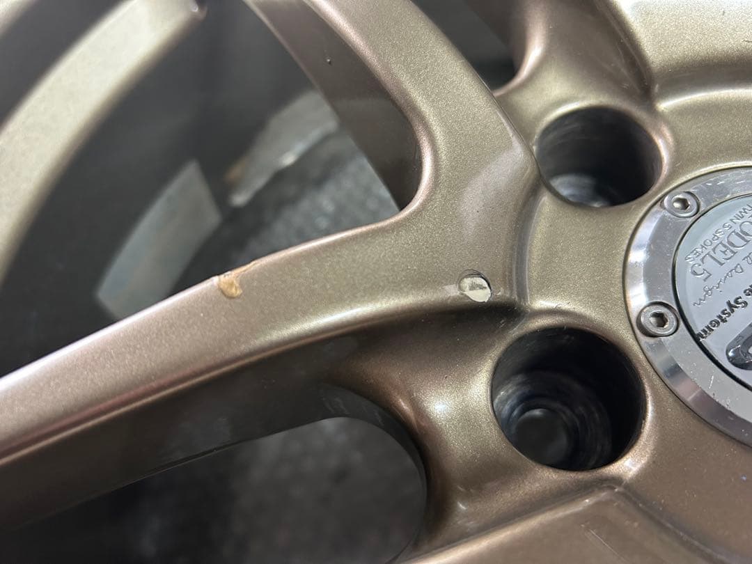 AVS モデル5 17×7J +35 PCD100ブレンボ 対応 4本セット