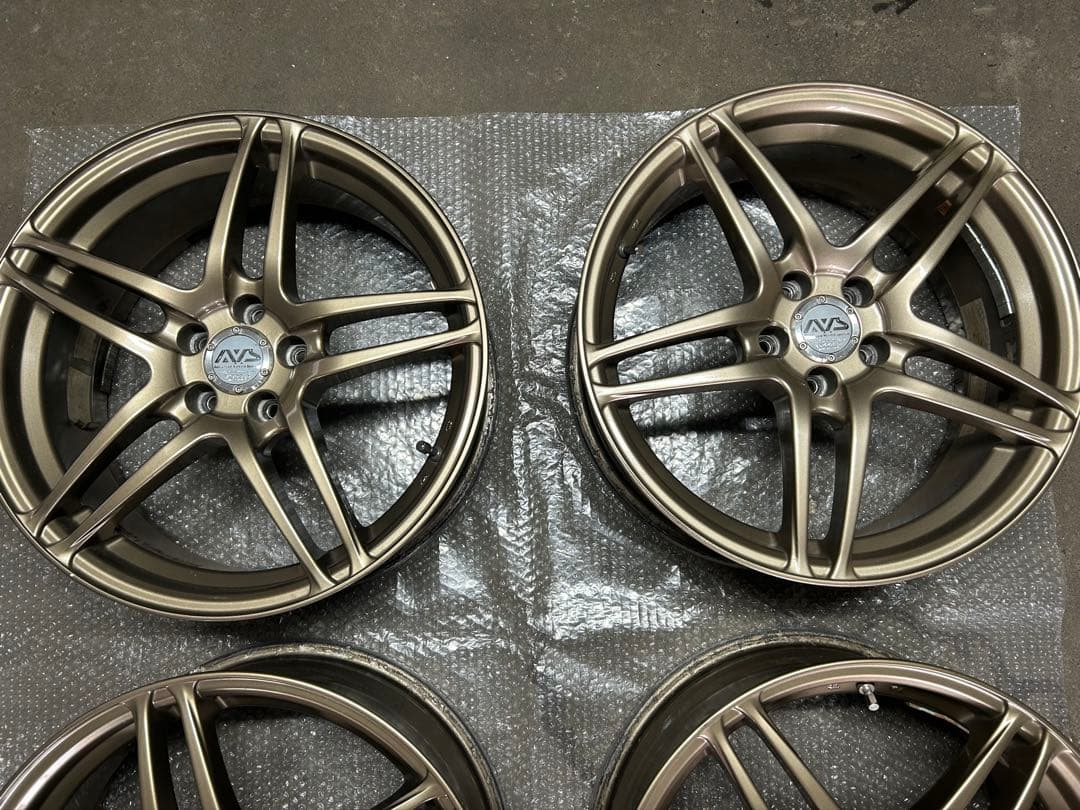 AVS モデル5 17×7J +35 PCD100ブレンボ 対応 4本セット