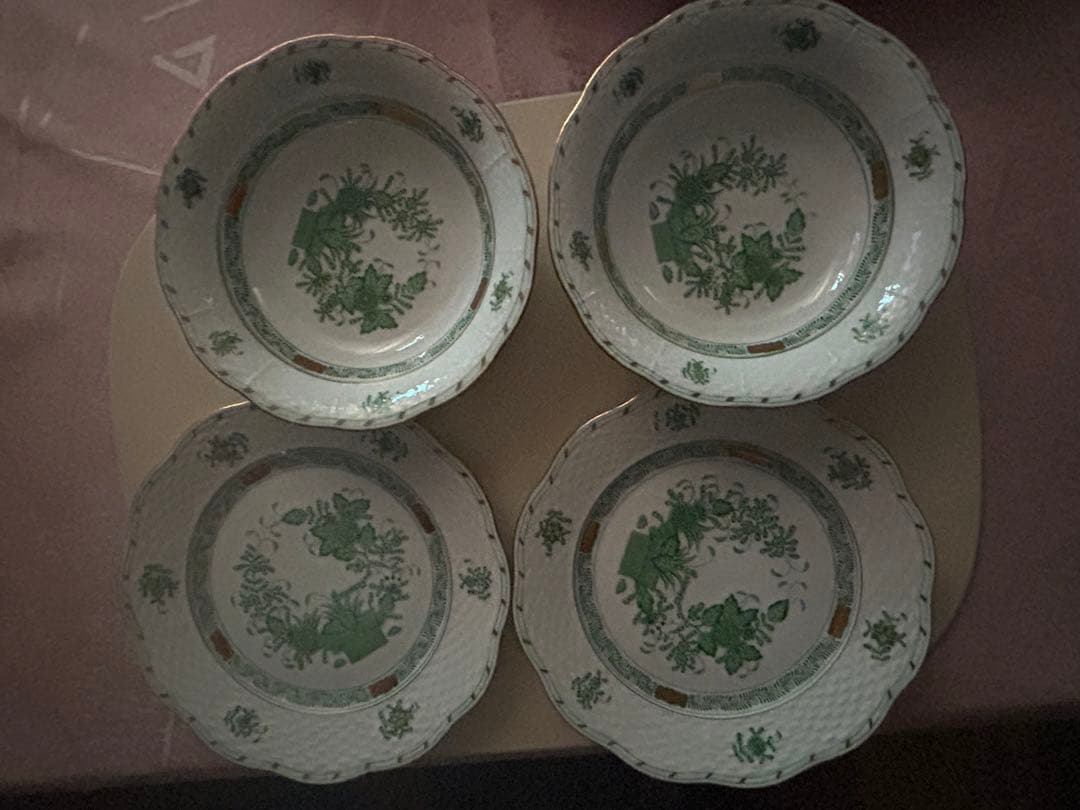 食器セット　HANDPAINTED