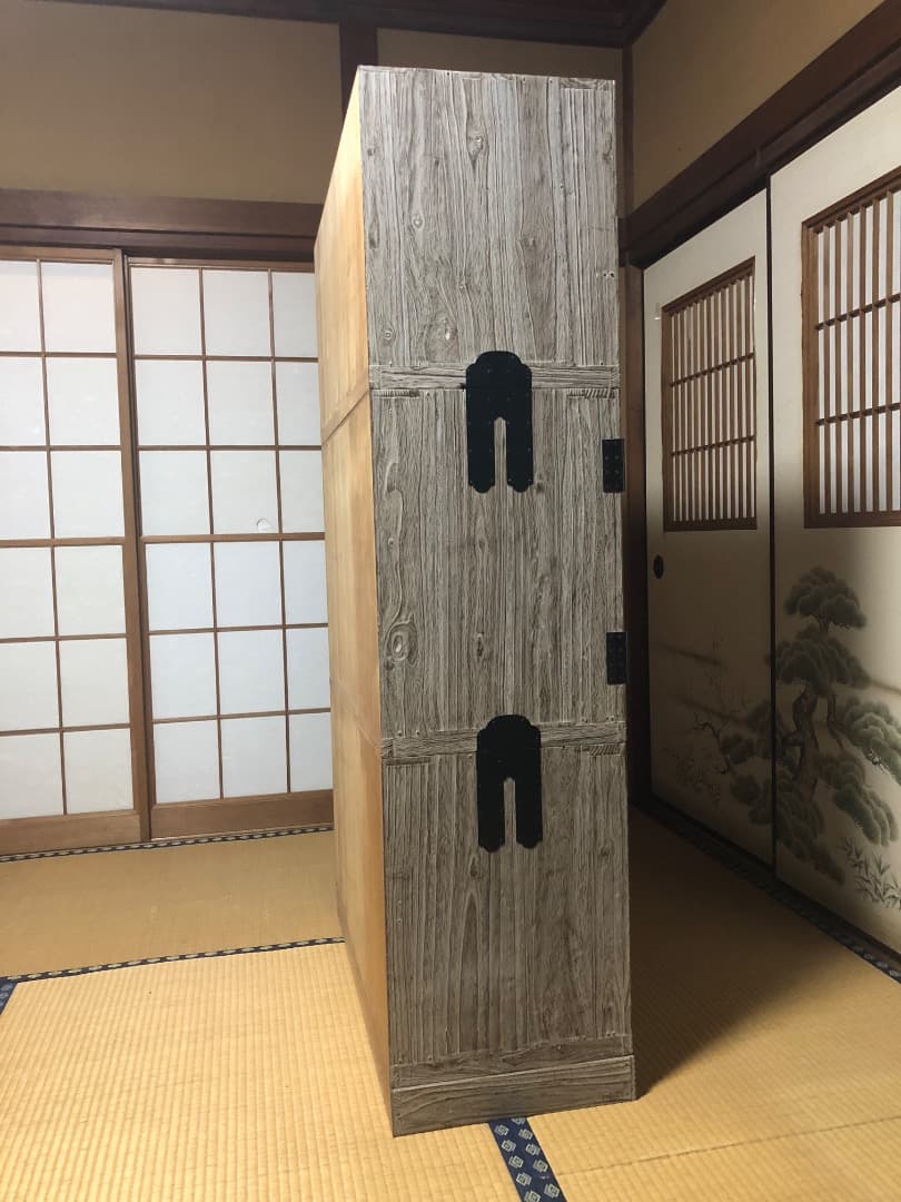 中古　桐箪笥　鍵付き