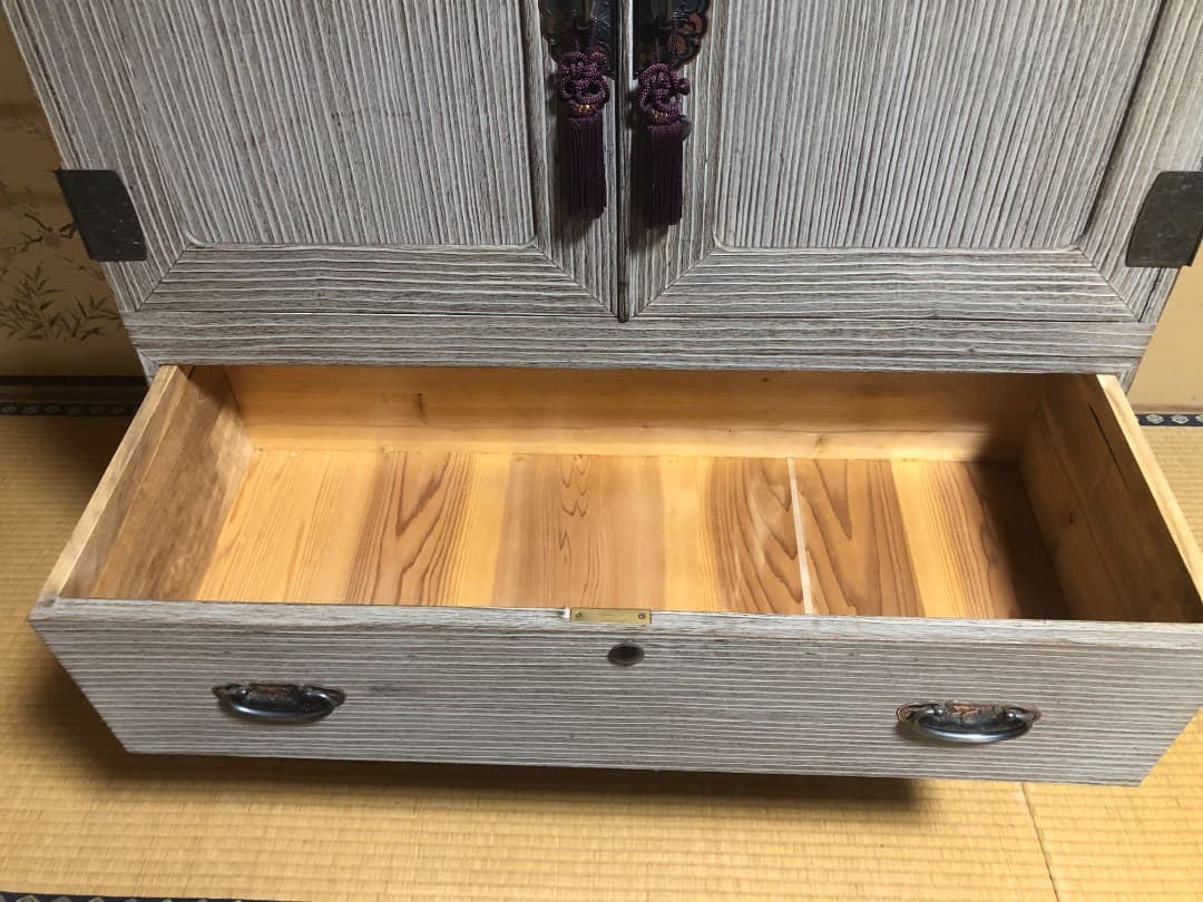 中古　桐箪笥　鍵付き