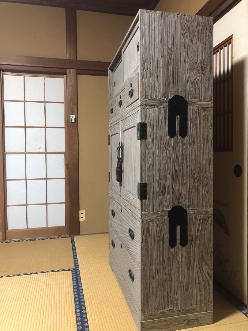 中古　桐箪笥　鍵付き