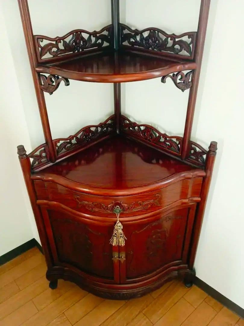 〜momo〜飾棚【シノワズリ】猫脚コーナーキャビネット