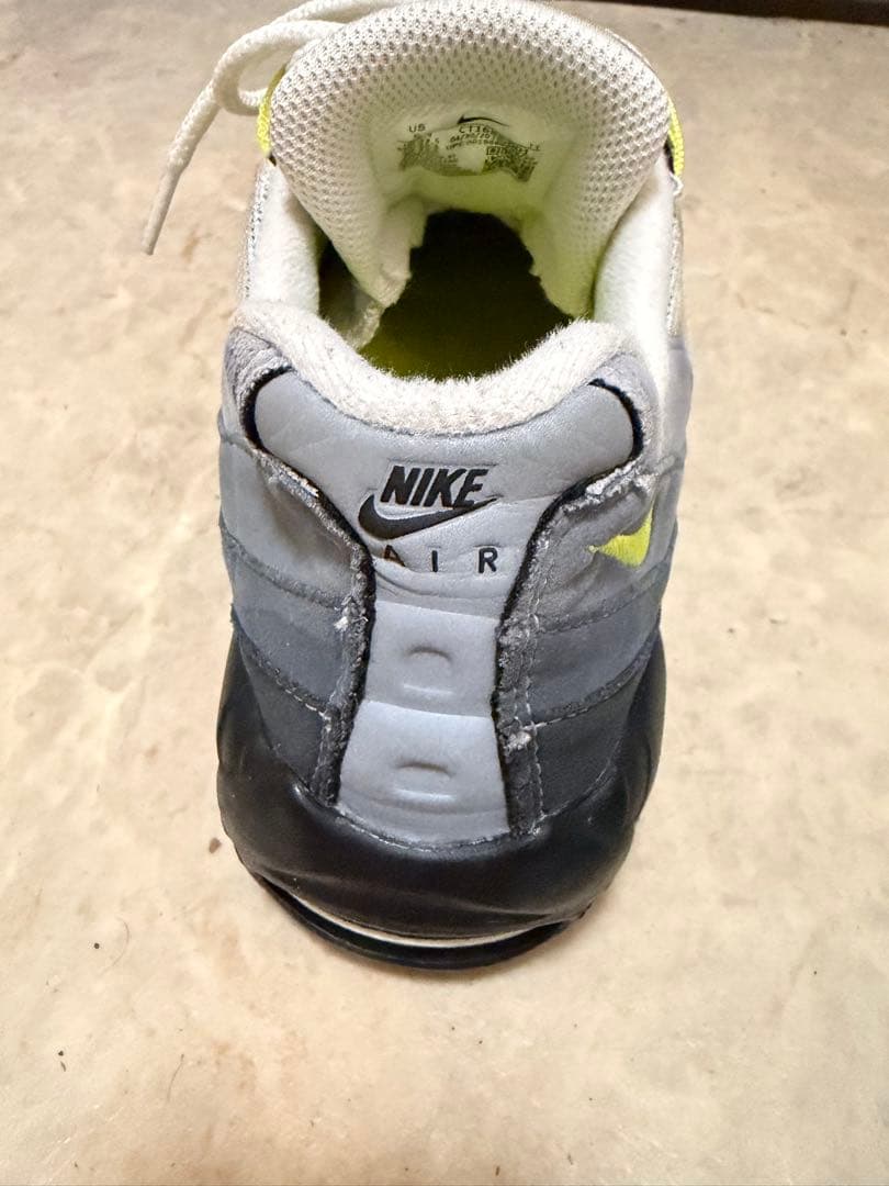 美品　Nike Air Max 95 イエローグラデーション