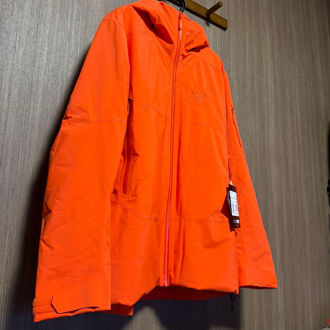 アークテリクス セイバー インサレーテッド ジャケット sabre