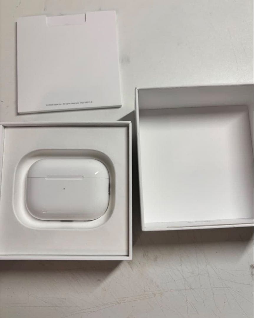 AirPods Pro 本体 充電ケース付き 第2世代