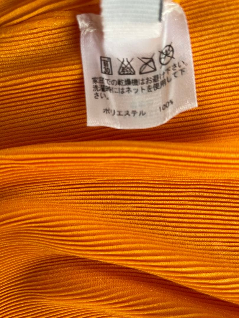 最終値下げ‼️ISSEY MIYAKE プリーツプリーズ ポロシャツ オレンジ