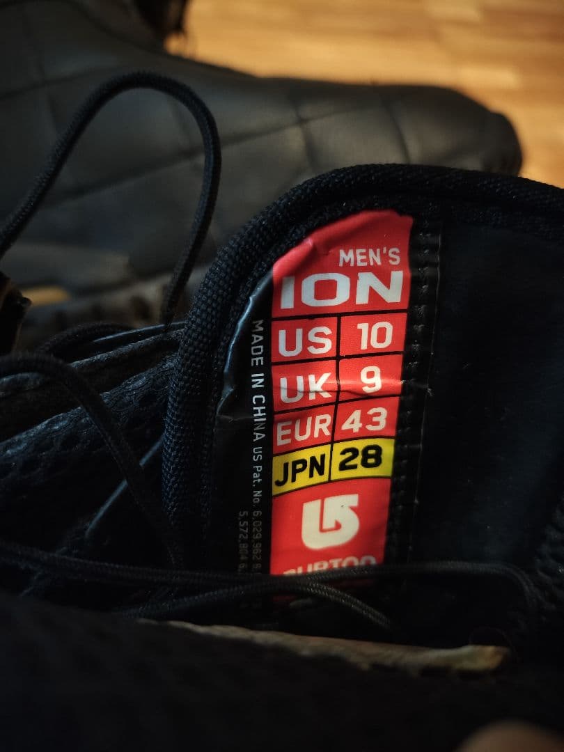 スノーボードブーツ　BURTON ION 28cm