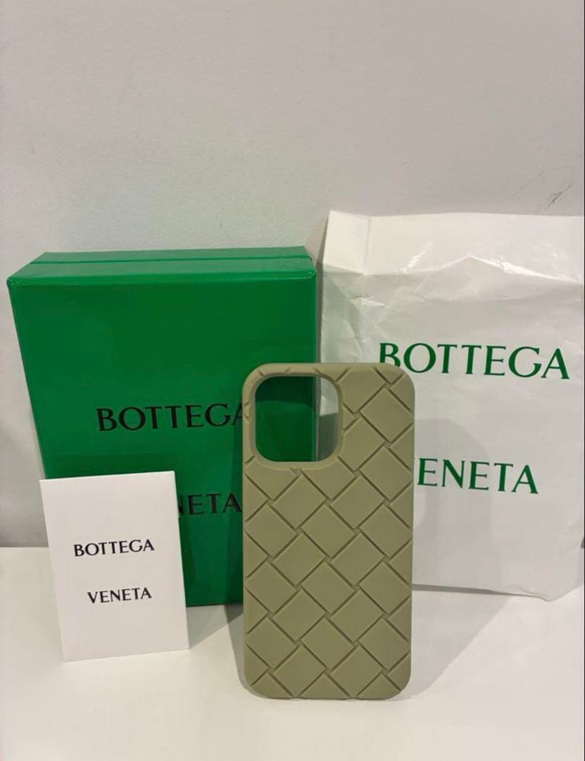 BOTTEGA VENETA iPhone13Proケース 即日発送