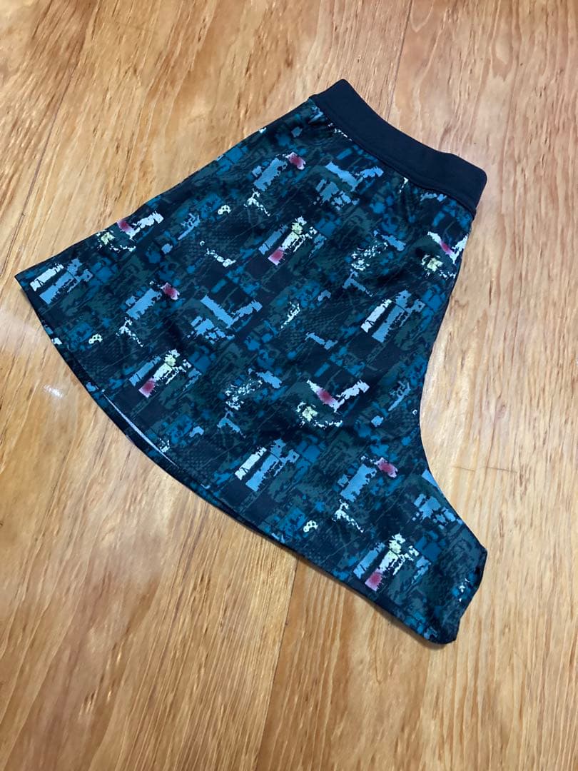 バボラ　テニスウェア　レディースセットアップ　バイザー付き　Lサイズ