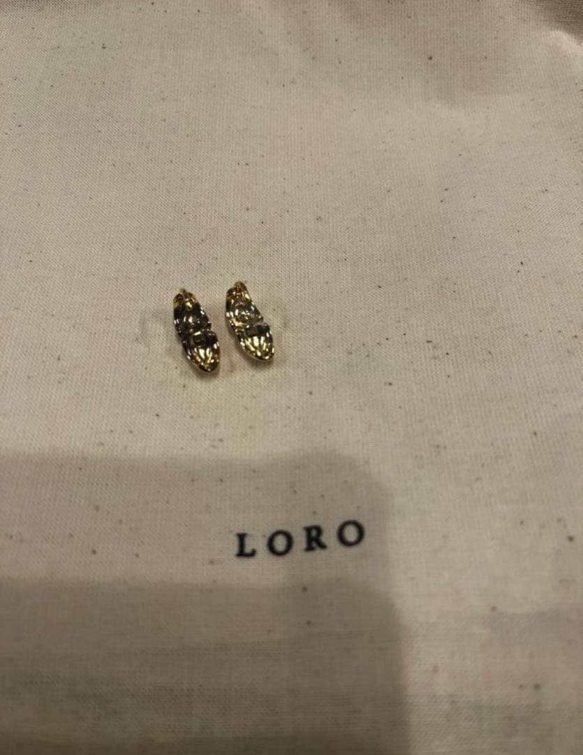 j*3様 LORO P pierce 01 ゴールド