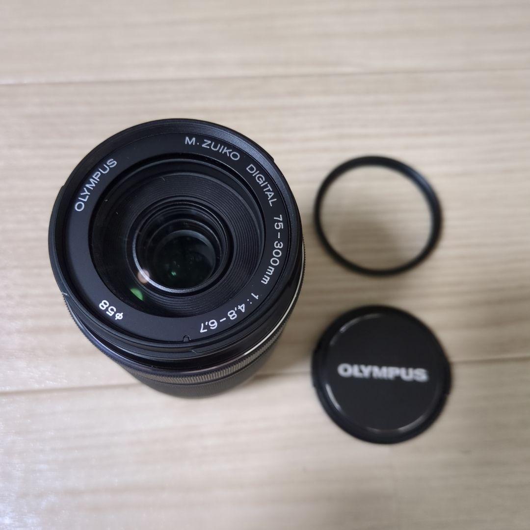 オリンパス M.ZUIKO ED 75-300mm F4.8-6.7 レンズ