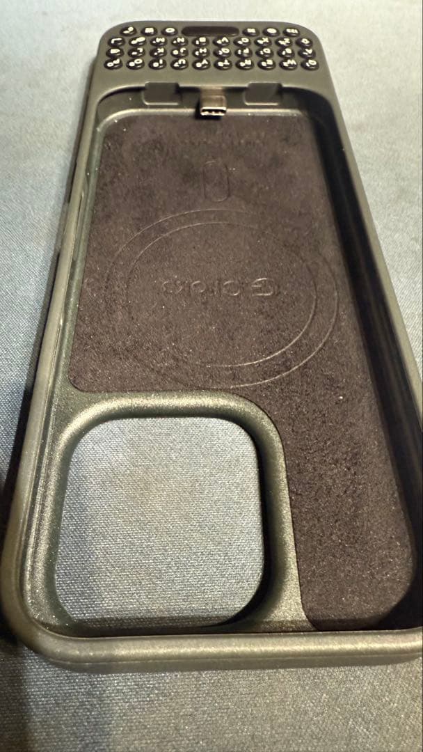 専用【超美品】Clicks Keyboard iPhone16 Pro用ケース