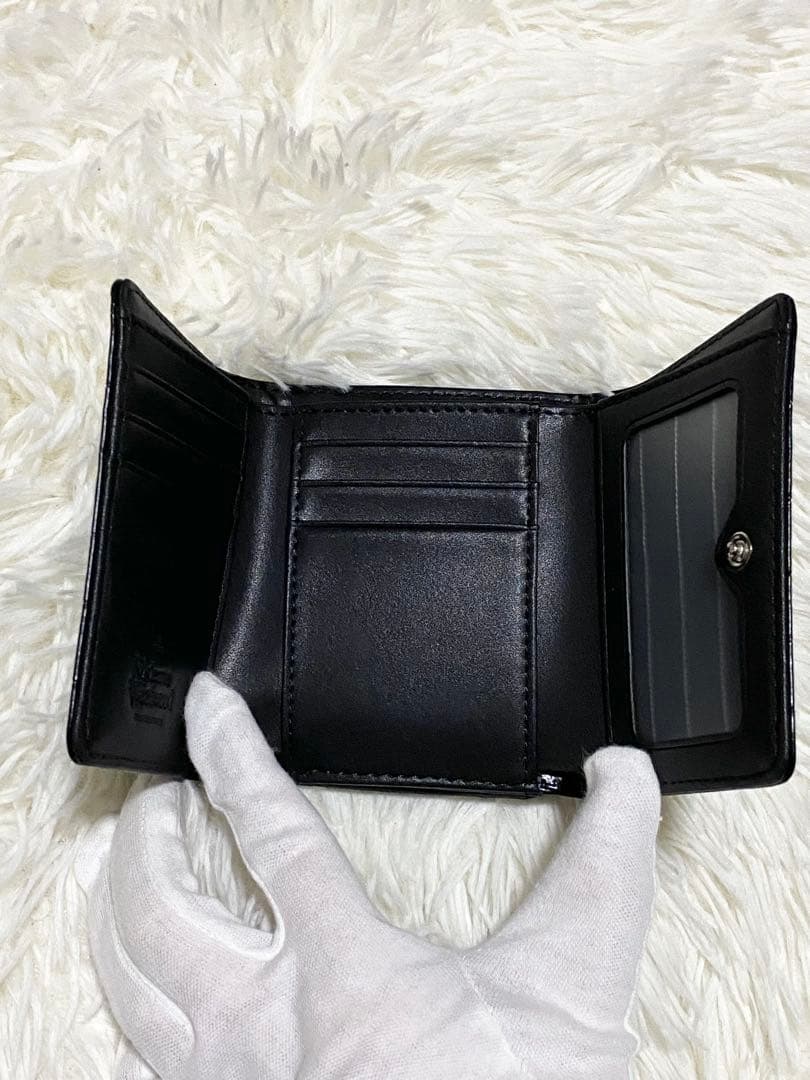 大人気⭐︎Vivienne Westwood 三つ折り財布